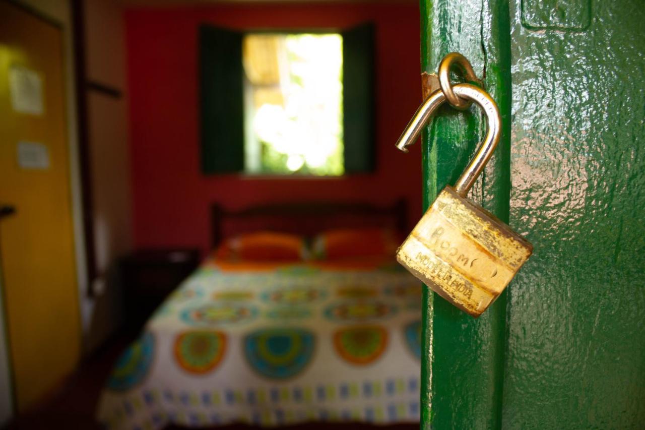 The Plantation House Travellers Hostel Salento Extérieur photo
